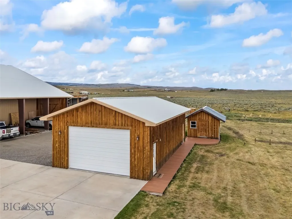 28 Great Escape Wilsall MT 59086