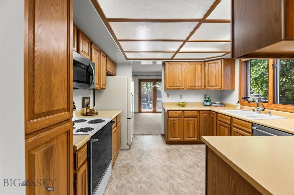 1717 S Black Avenue Bozeman MT 59715