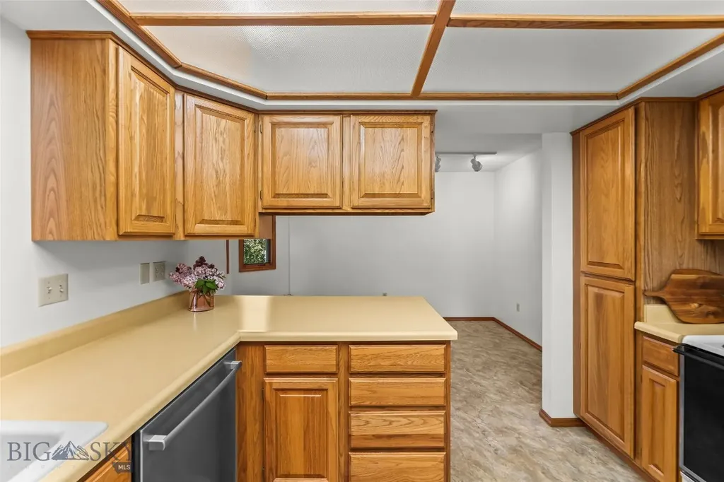 1717 S Black Avenue Bozeman MT 59715