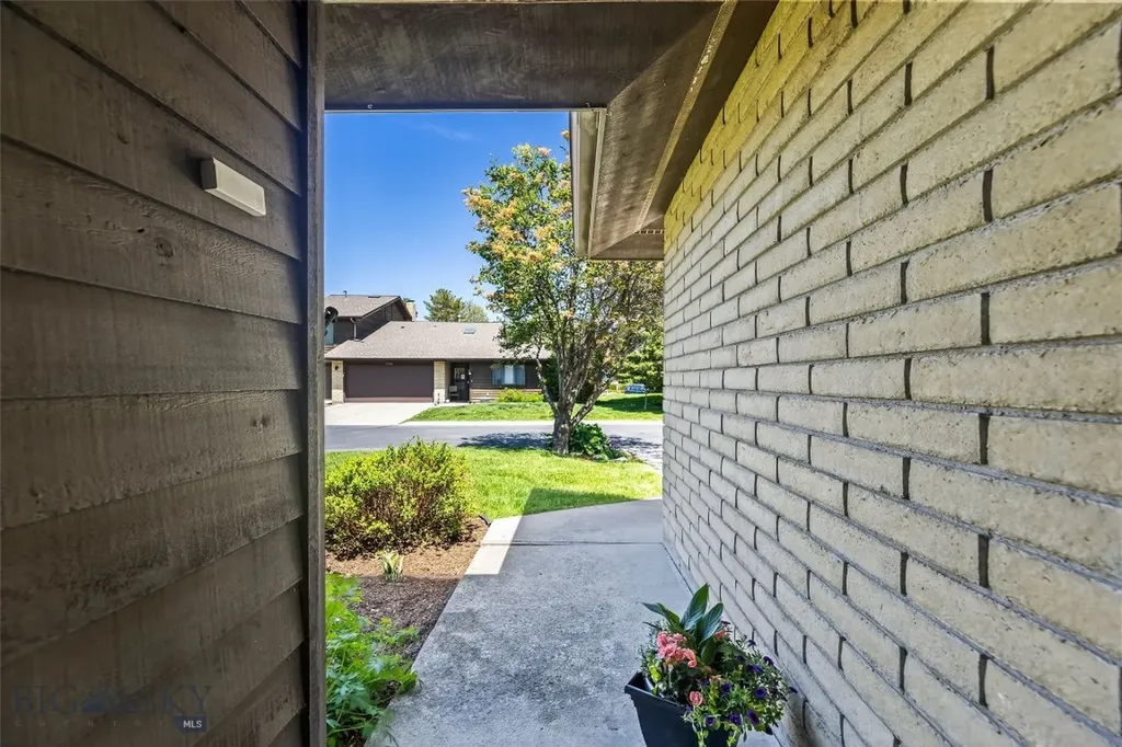 1717 S Black Avenue Bozeman MT 59715