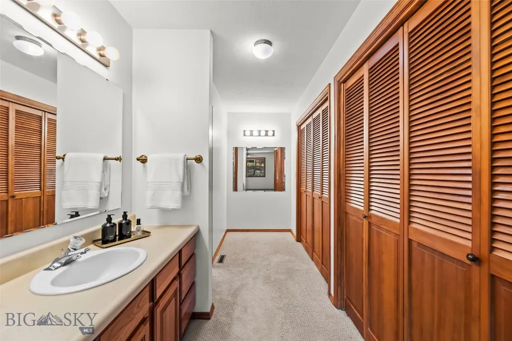 1717 S Black Avenue Bozeman MT 59715