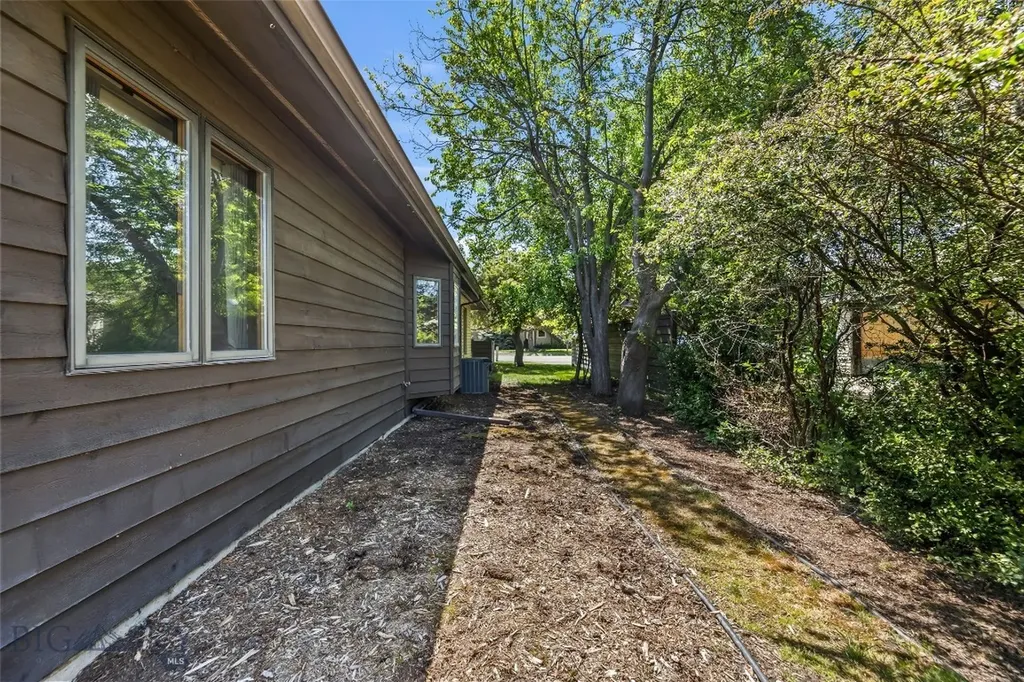1717 S Black Avenue Bozeman MT 59715