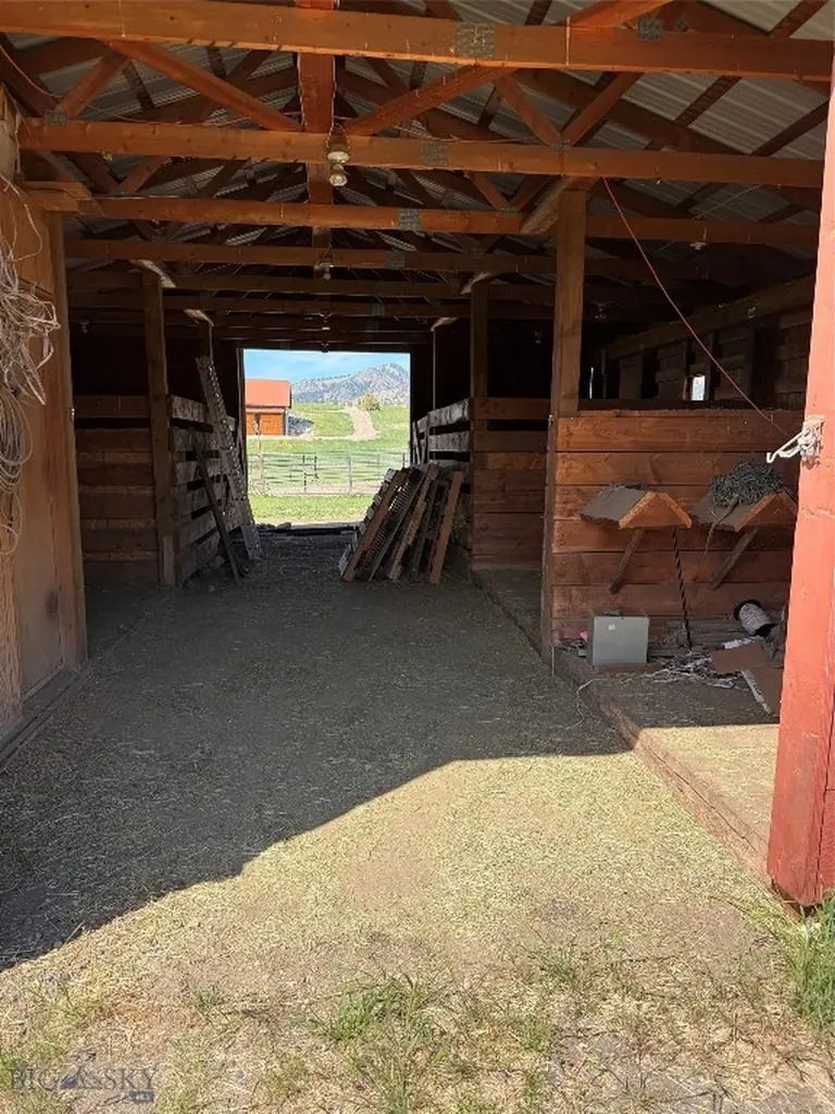 8350 Sypes Canyon Road Bozeman MT 59715