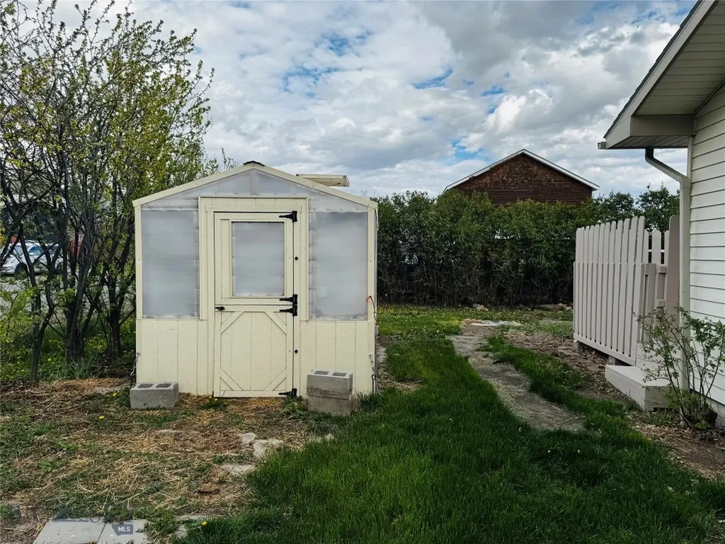 118 Elm Lane Livingston MT 59047