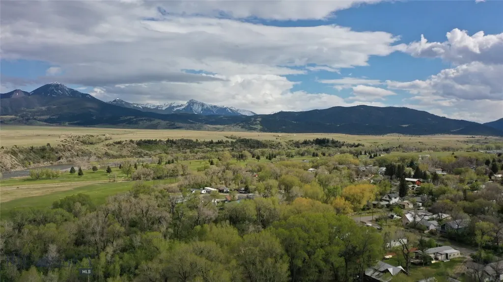 118 S O Street Livingston MT 59047