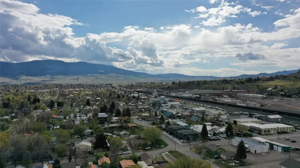 118 S O Street Livingston MT 59047
