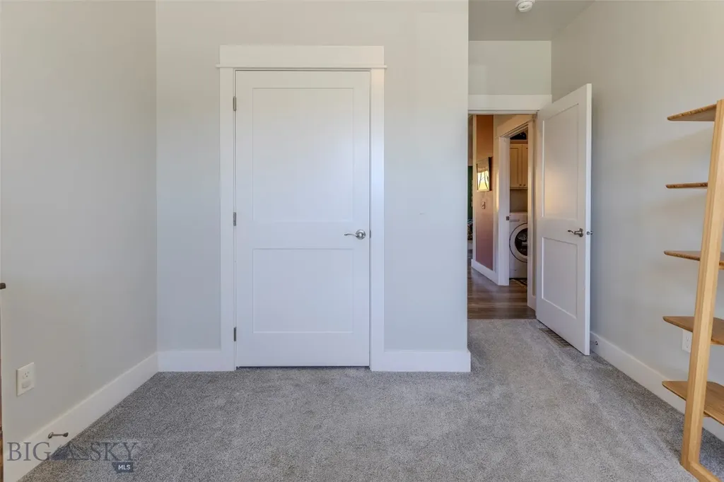 1115 Sweetgrass Livingston MT 59047