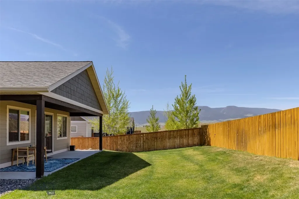 1115 Sweetgrass Livingston MT 59047