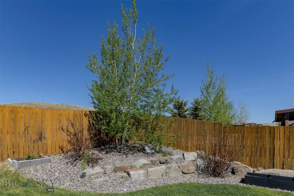 1115 Sweetgrass Livingston MT 59047