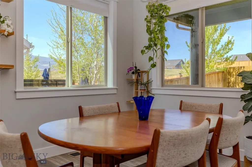 1115 Sweetgrass Livingston MT 59047