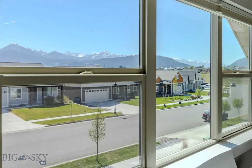 1115 Sweetgrass Livingston MT 59047