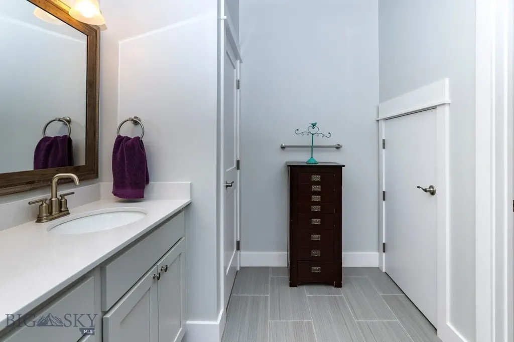1115 Sweetgrass Livingston MT 59047