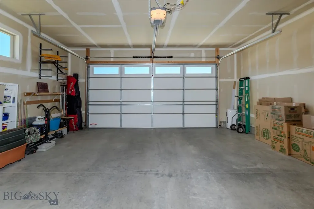 1115 Sweetgrass Livingston MT 59047