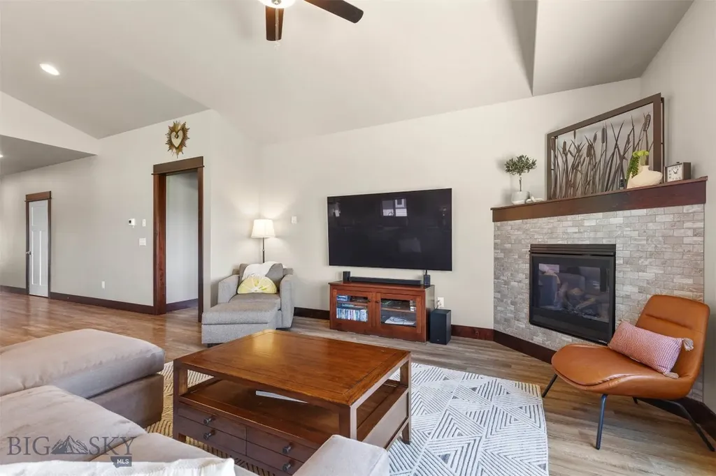 150 Pioneer Crossing Manhattan MT 59741