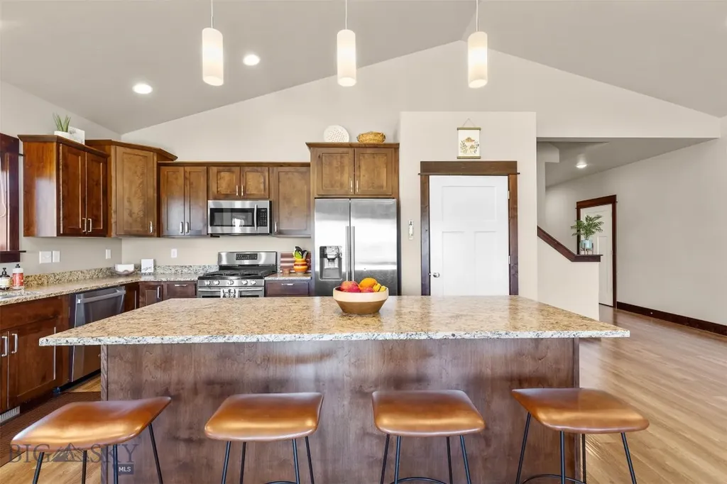 150 Pioneer Crossing Manhattan MT 59741