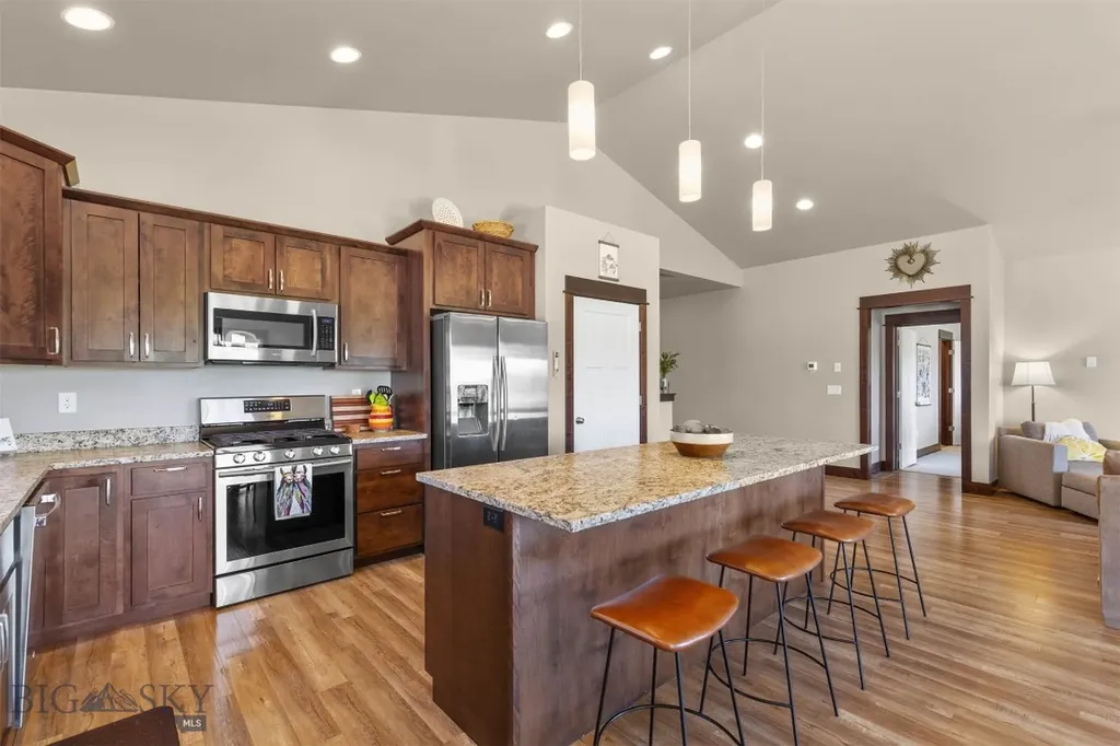 150 Pioneer Crossing Manhattan MT 59741