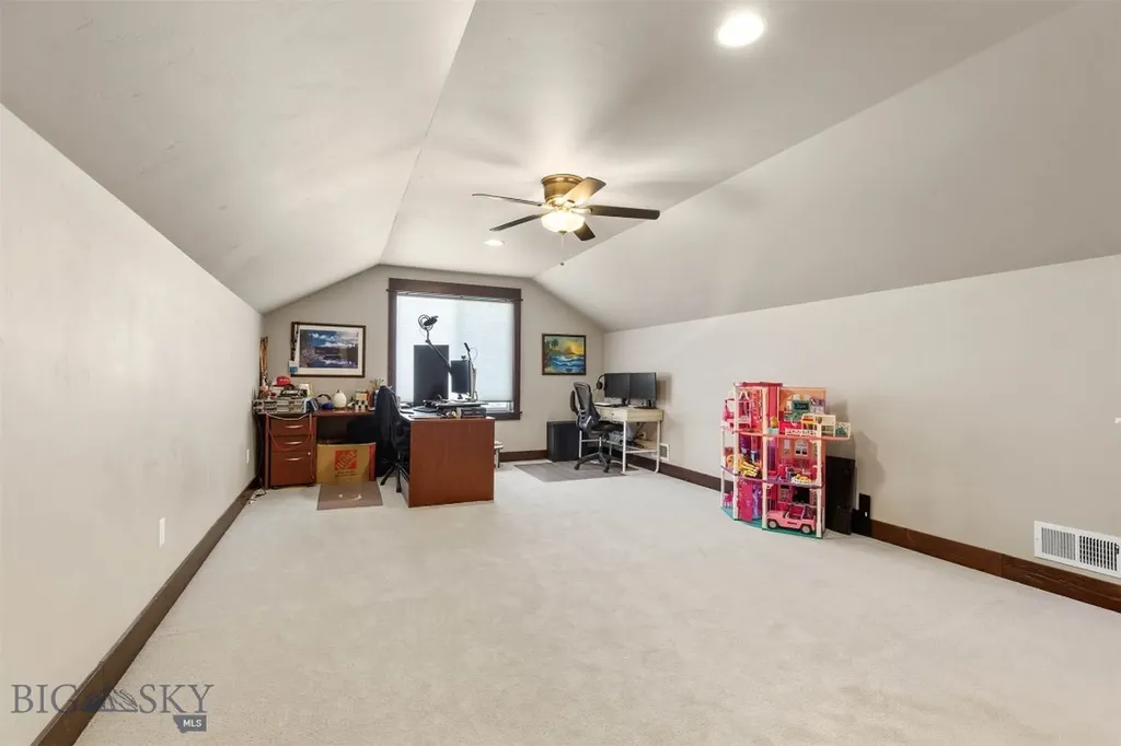 150 Pioneer Crossing Manhattan MT 59741