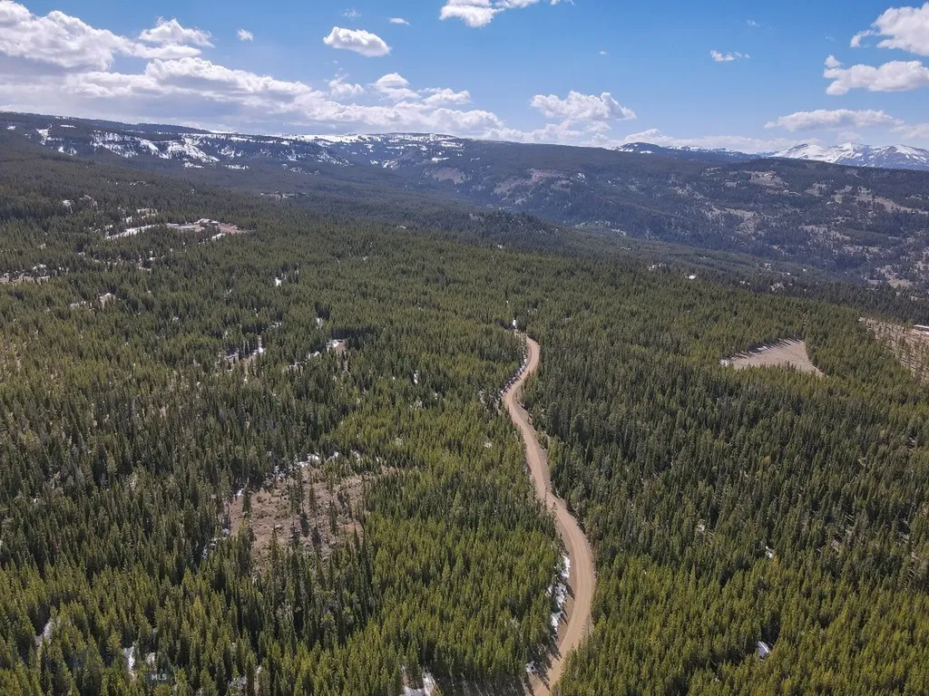Tbd W Beaver Creek Big Sky MT 59716