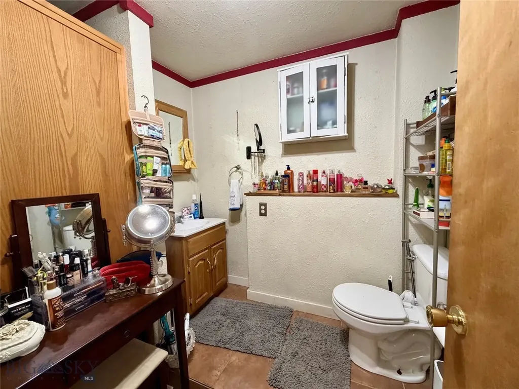 538 S Colorado Butte MT 59701