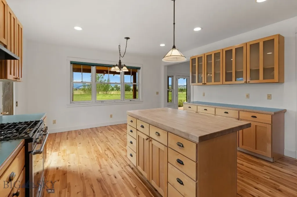 648 Bushnell Road Bozeman MT 59718