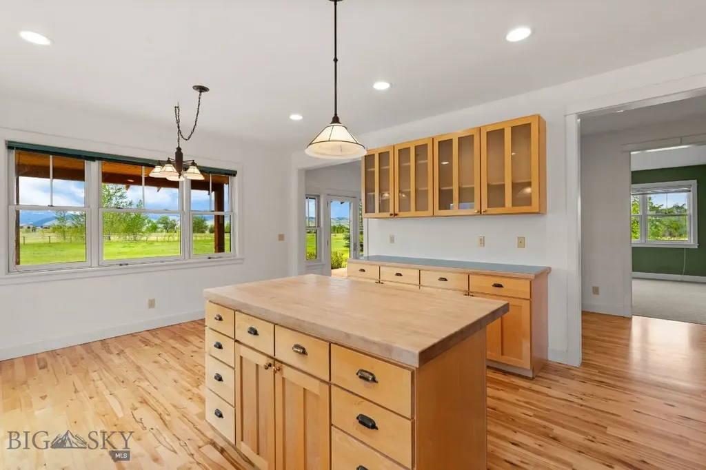 648 Bushnell Road Bozeman MT 59718