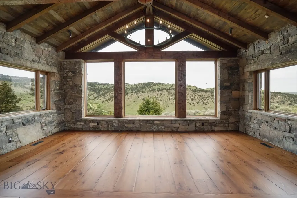 94 Skyband Trail Livingston MT 59047