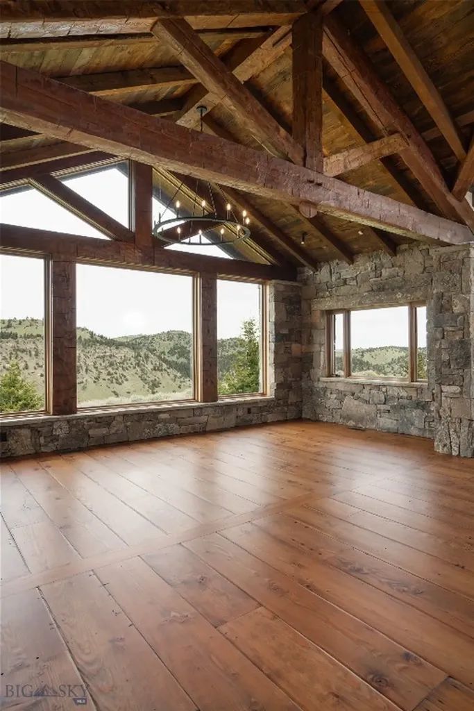 94 Skyband Trail Livingston MT 59047