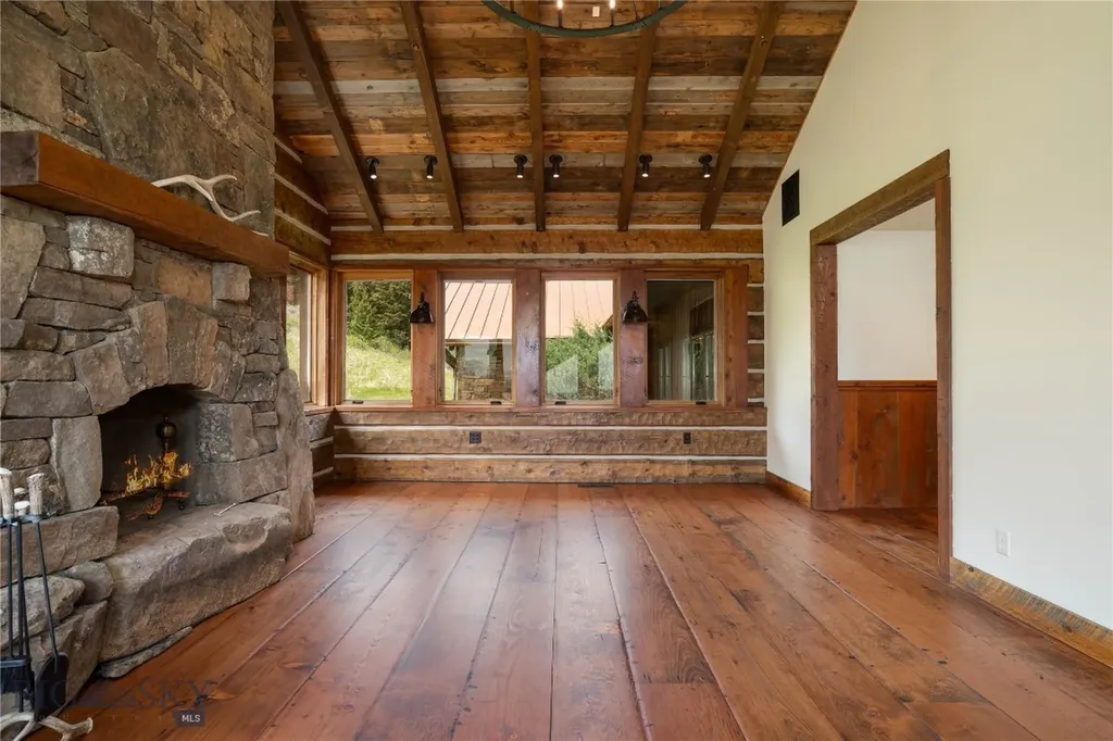 94 Skyband Trail Livingston MT 59047