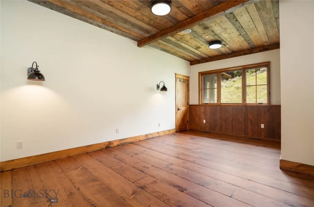 94 Skyband Trail Livingston MT 59047