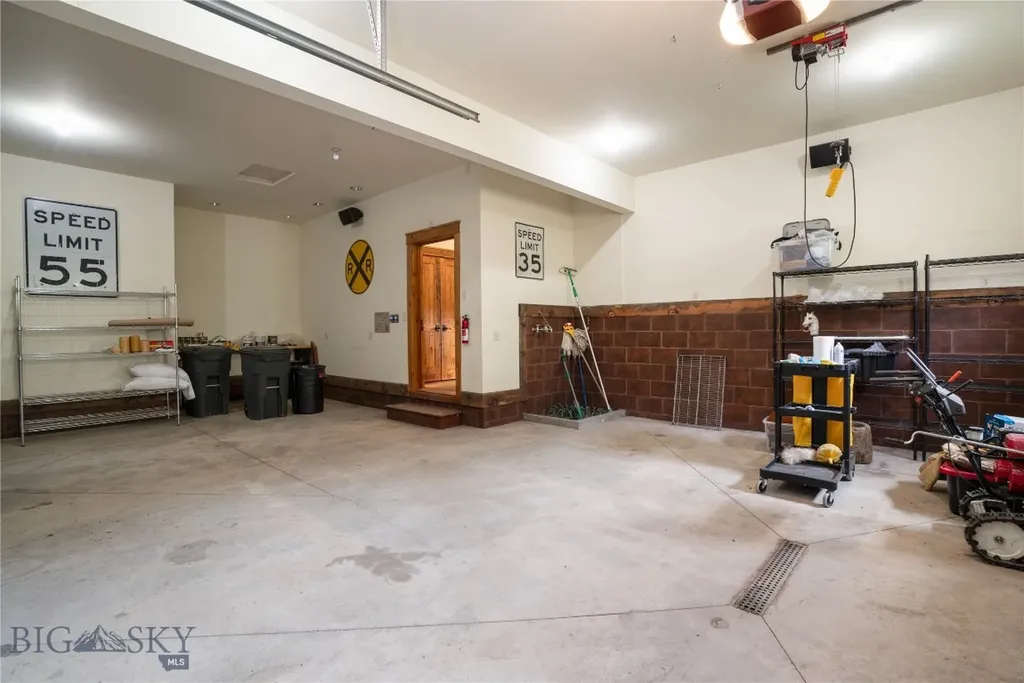 94 Skyband Trail Livingston MT 59047