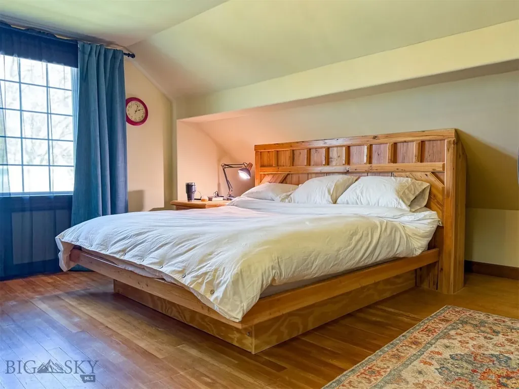 217 8th Avenue N Shelby MT 59474