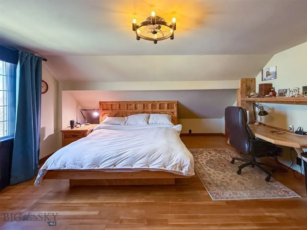 217 8th Avenue N Shelby MT 59474