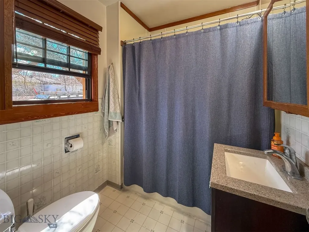 217 8th Avenue N Shelby MT 59474