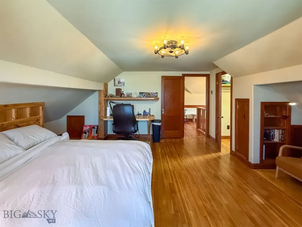 217 8th Avenue N Shelby MT 59474