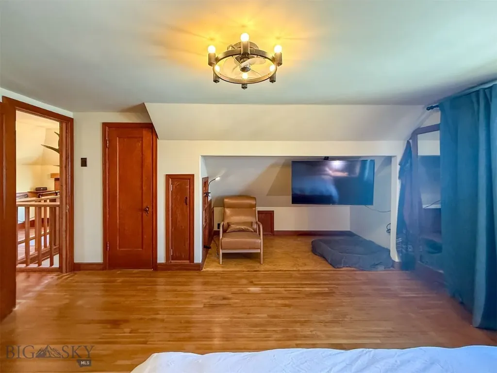 217 8th Avenue N Shelby MT 59474