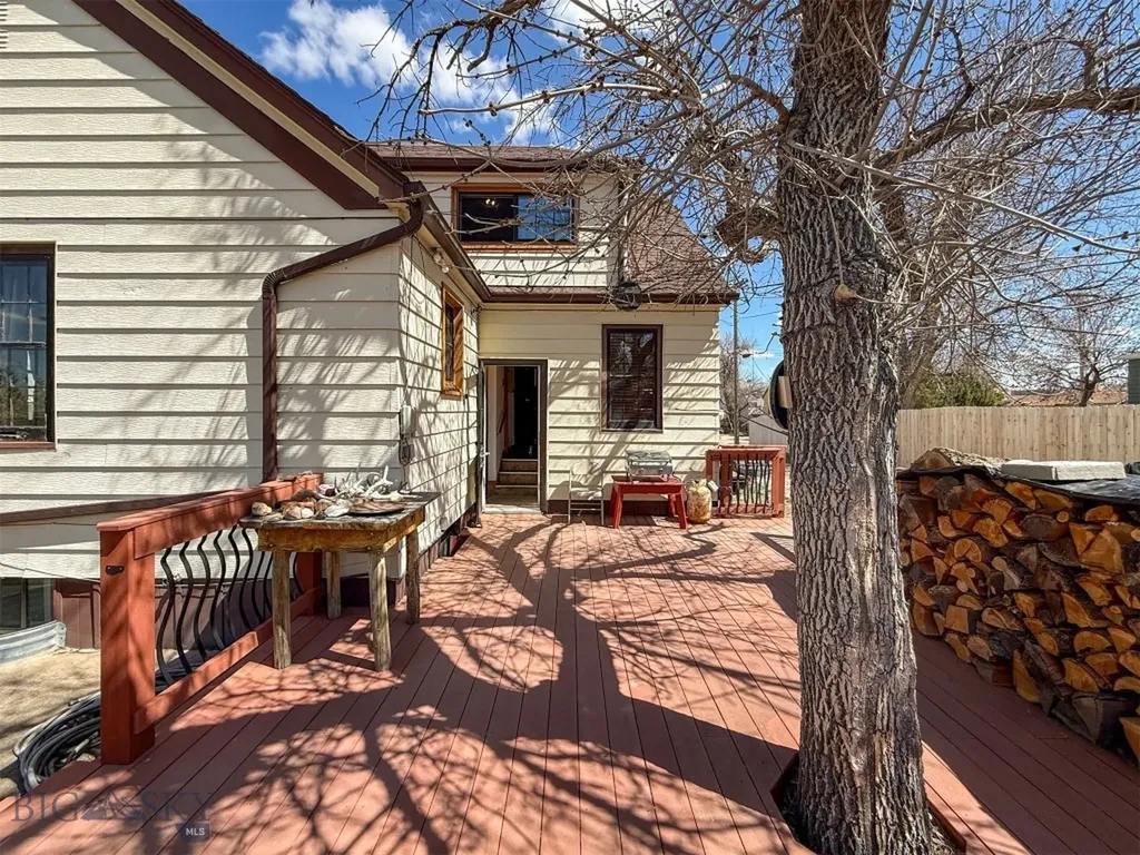 217 8th Avenue N Shelby MT 59474