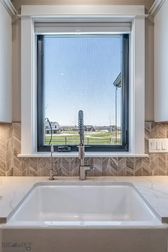 950 White Horse Loop Bozeman MT 59718