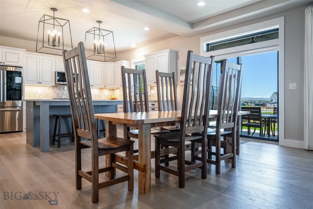 950 White Horse Loop Bozeman MT 59718