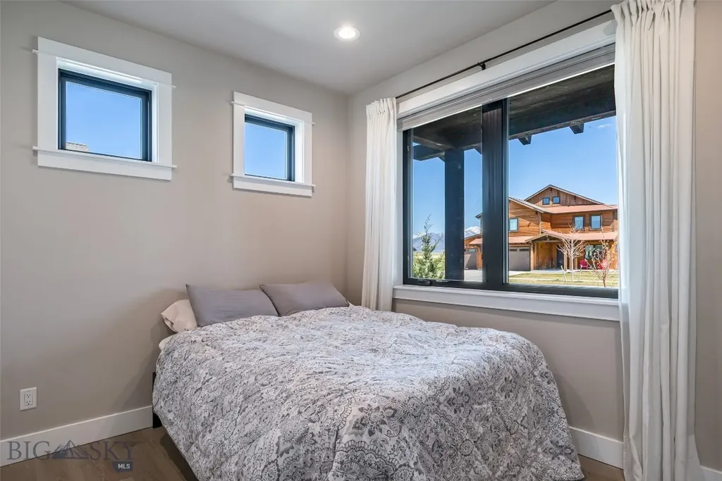 950 White Horse Loop Bozeman MT 59718