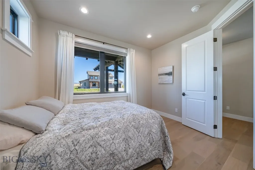 950 White Horse Loop Bozeman MT 59718