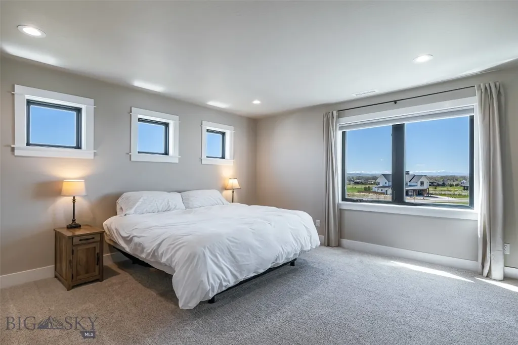 950 White Horse Loop Bozeman MT 59718