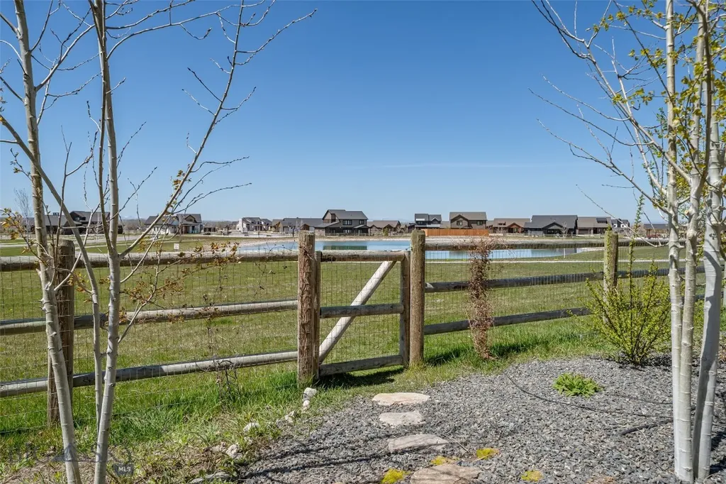 950 White Horse Loop Bozeman MT 59718