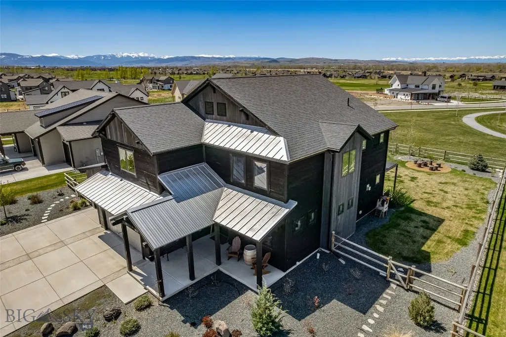 950 White Horse Loop Bozeman MT 59718
