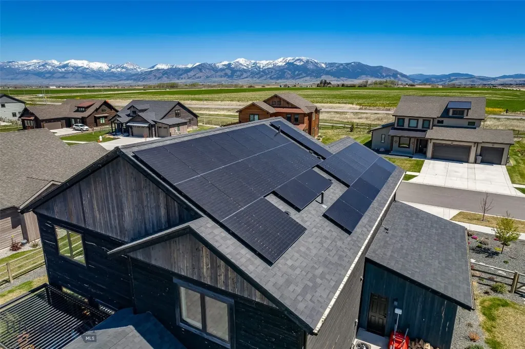 950 White Horse Loop Bozeman MT 59718