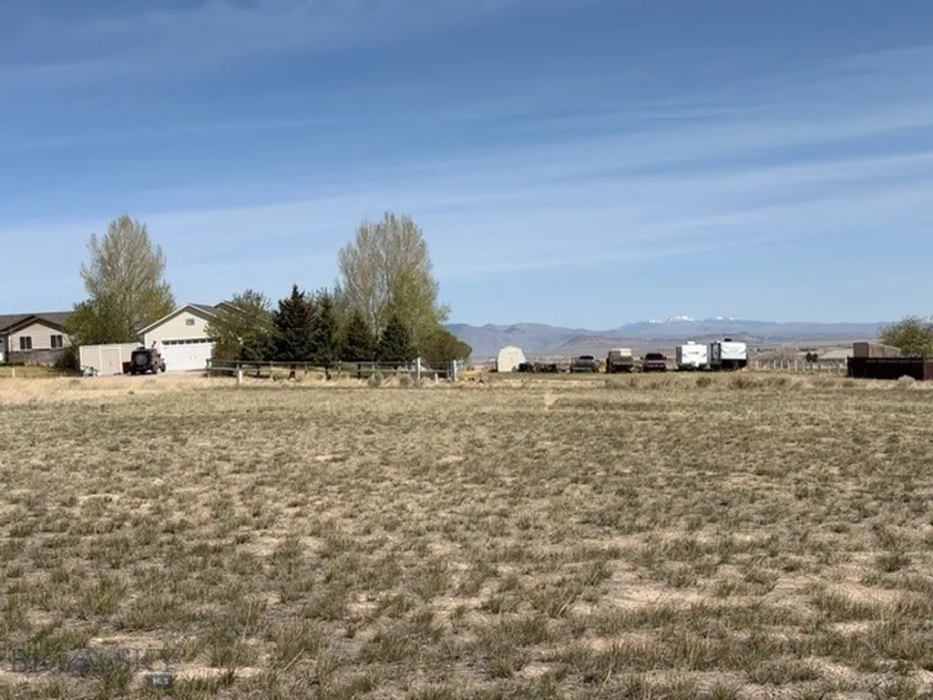 363 Expedition Drive Dillon MT 59725