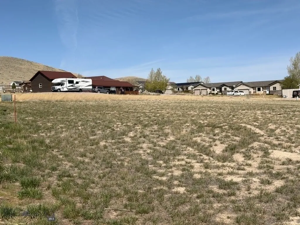 363 Expedition Drive Dillon MT 59725
