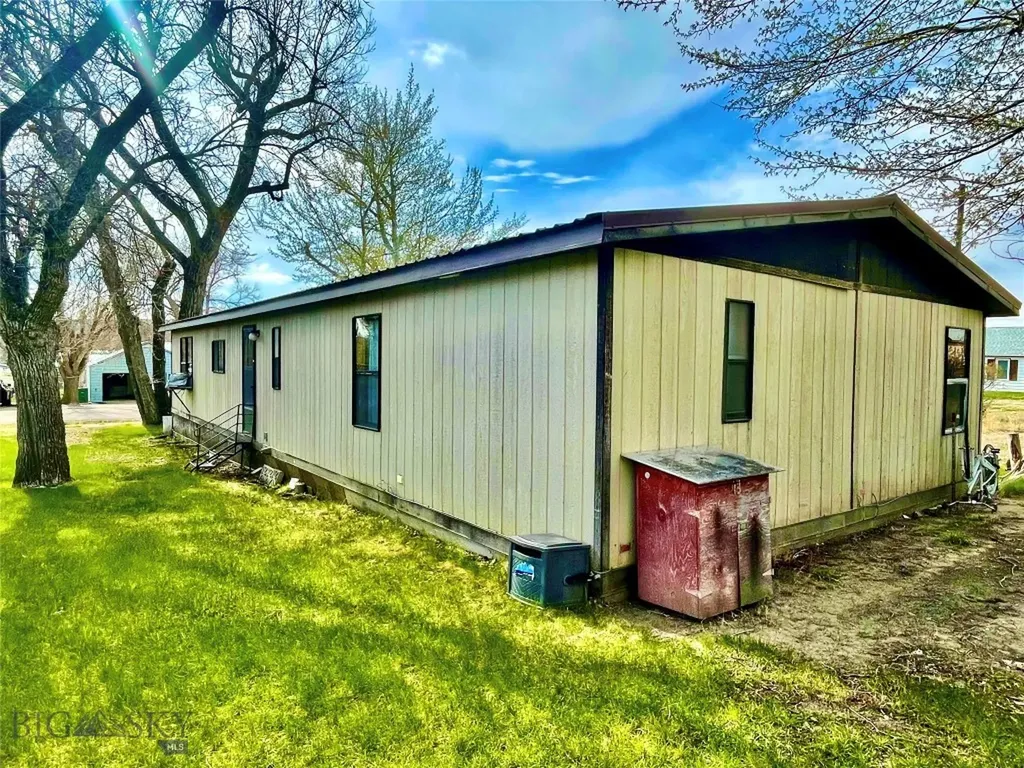 1400 Saint Charles Street Fort Benton MT 59442