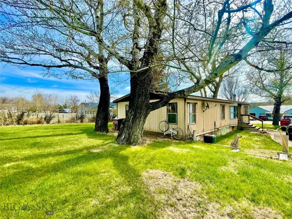 1400 Saint Charles Street Fort Benton MT 59442