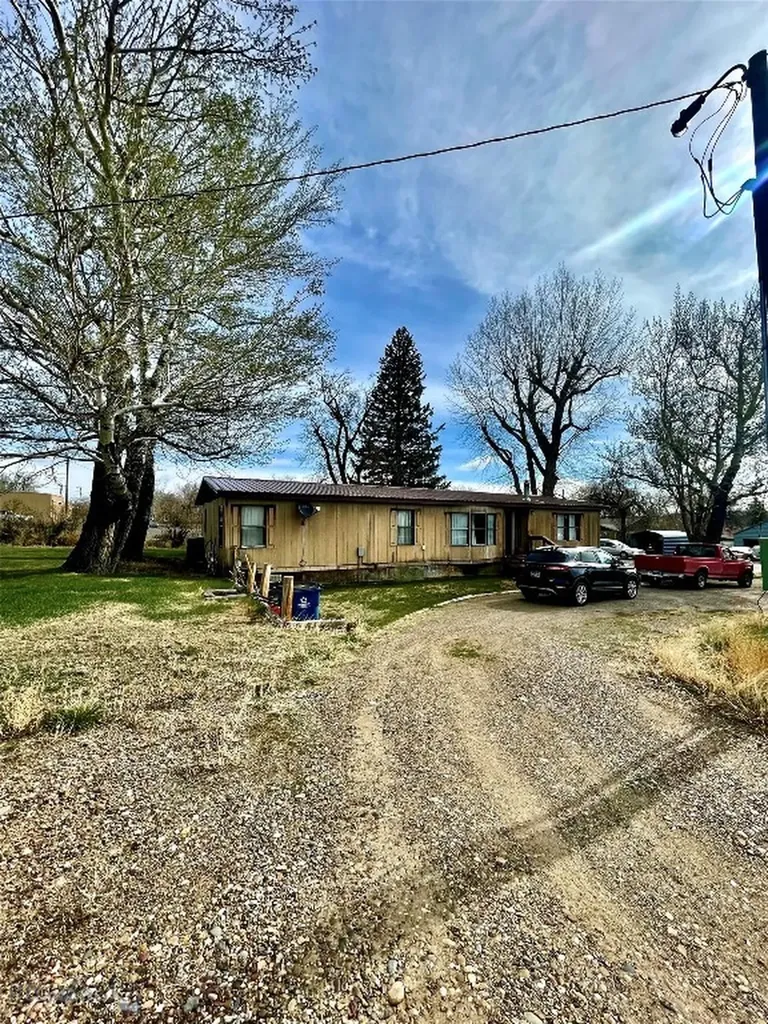 1400 Saint Charles Street Fort Benton MT 59442
