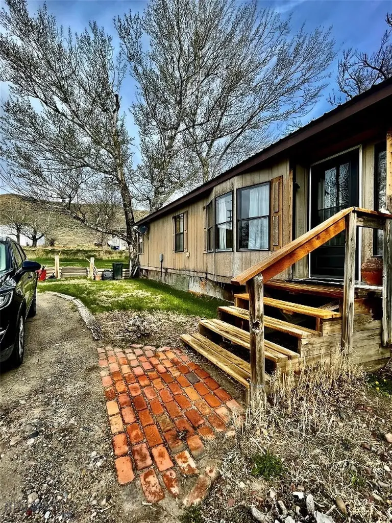 1400 Saint Charles Street Fort Benton MT 59442